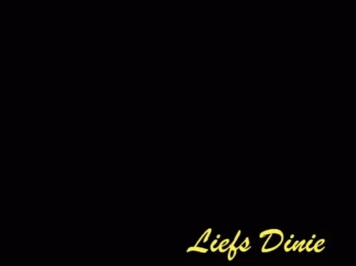 Zwarte achtergrond met de tekst "Liefs Dimie" in gele letters.
