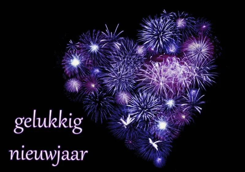Vuurwerk in de vorm van een hart met de tekst "gelukkig nieuwjaar".