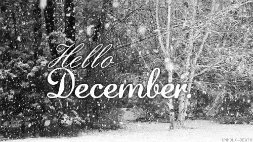 ᐅ december gif - December plaatjes Sneeuwvlokken vallen voor een boom met de tekst "Hello December."