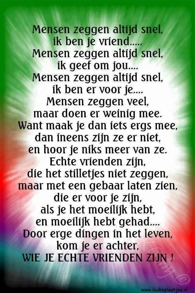 Tekst met reflecties over vriendschap en ware vrienden op een kleurrijke achtergrond.