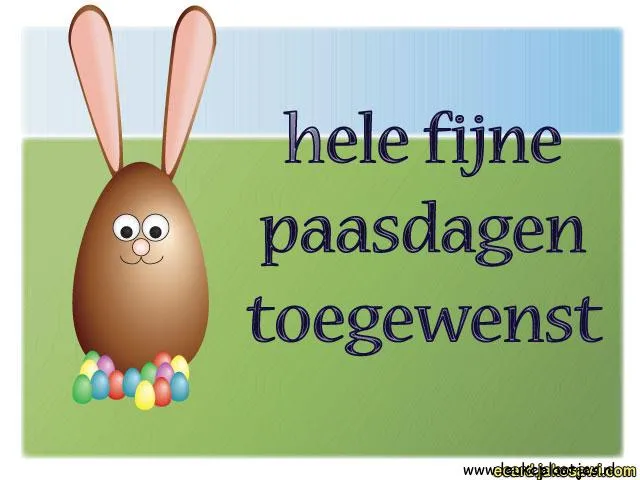 Paasei met oren en kleurrijke eieren, wens voor fijne paasdagen.