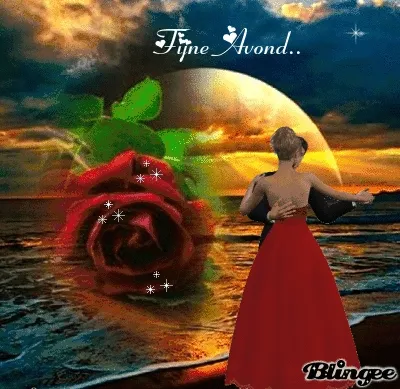 ᐅ fijne avond gif - Fijne avond plaatjes Koppel danst op het strand met een roos en een grote maan op de achtergrond.