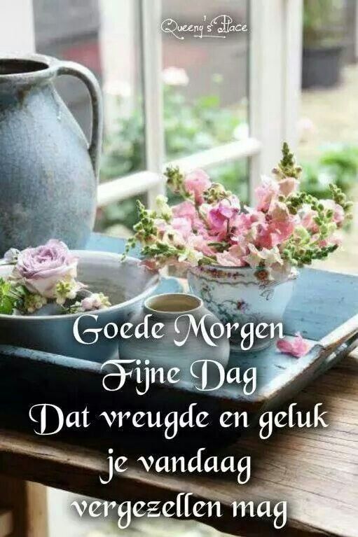 ᐅ Gratis Fijne Dag Wensen - De Leukste Kaarten - Fijne Dag plaatjes Een tafel met bloemen en een tekst over een fijne dag.