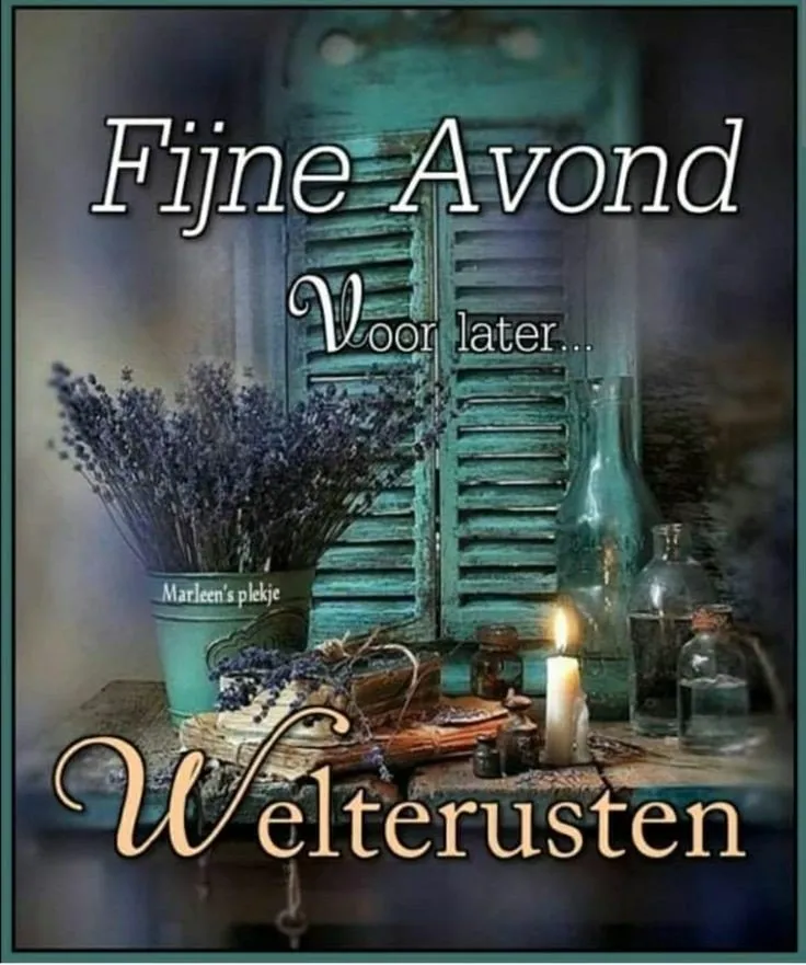 Tekst op een decoratieve achtergrond met een nachtelijke boodschap en lavendel.