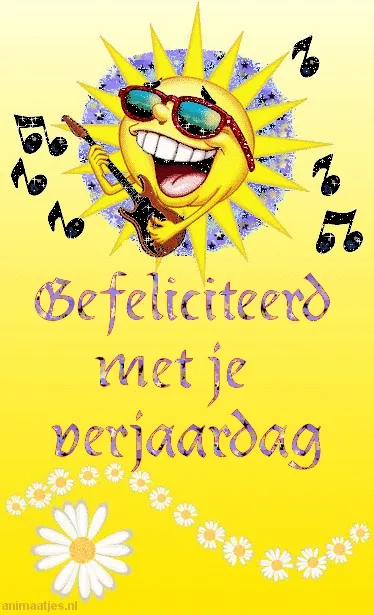 Zonnige kaart met een blije zon en muzieknotities voor een verjaardagsgroet.