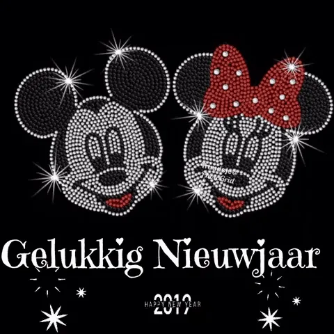 Mickey en Minnie Mouse met een vrolijke nieuwjaarswens in strass-steentjes.
