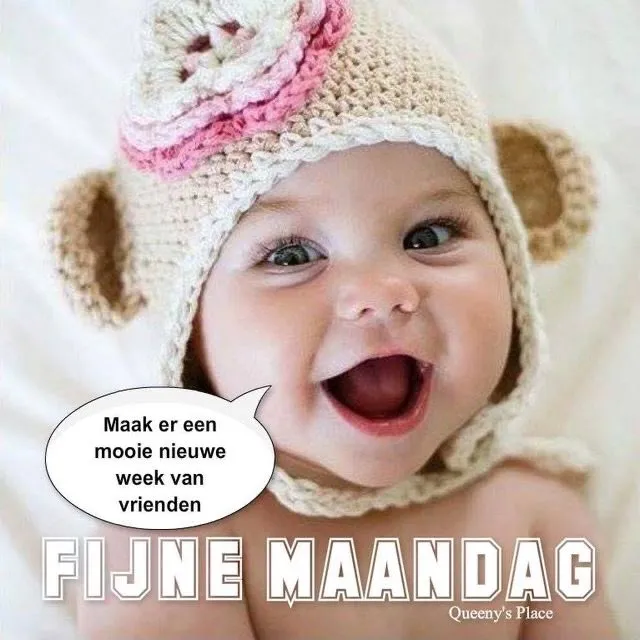 ᐅ goedemorgen fijne maandag - Maandag plaatjes Baby met een gehaakte muts en een glimlach, met de tekst "Fijne maandag".
