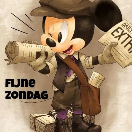 Mickey Mouse leest een krant, omringd door stapels kranten.
