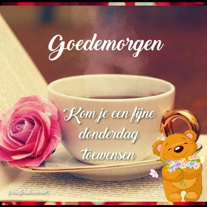 Kopje koffie met roos en tekst: "Goedemorgen, fijne donderdag!"