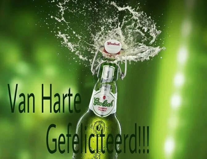 ᐅ hartelijk gefeliciteerd man - Verjaardag plaatjes Groene achtergrond met een fles Grolsch en de tekst "Van Harte Gefeliciteerd!"